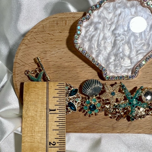 Ocean Beach Theme Blue & Teal Sparkly Bracelet - Picture 7 of 10